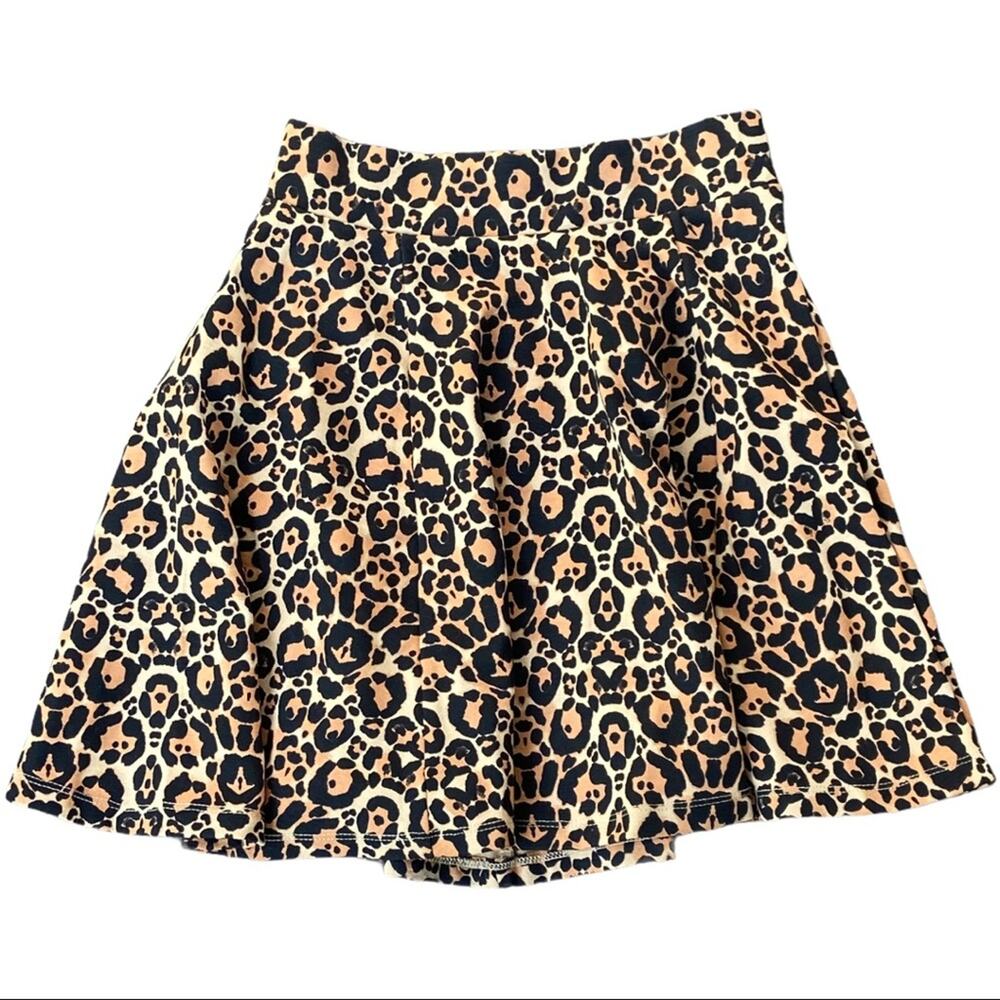 H&M Divided Leopard Print Circle Mini Skirt Women's Size 4